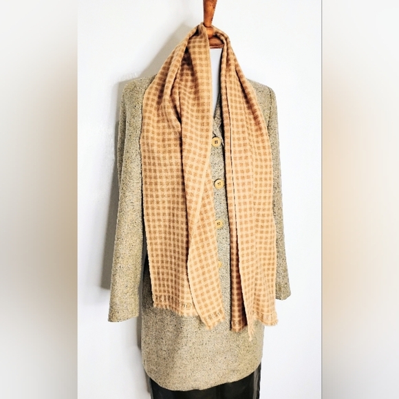 TAN AND CREAM PLAID PASHMINA - Picture 2 of 5